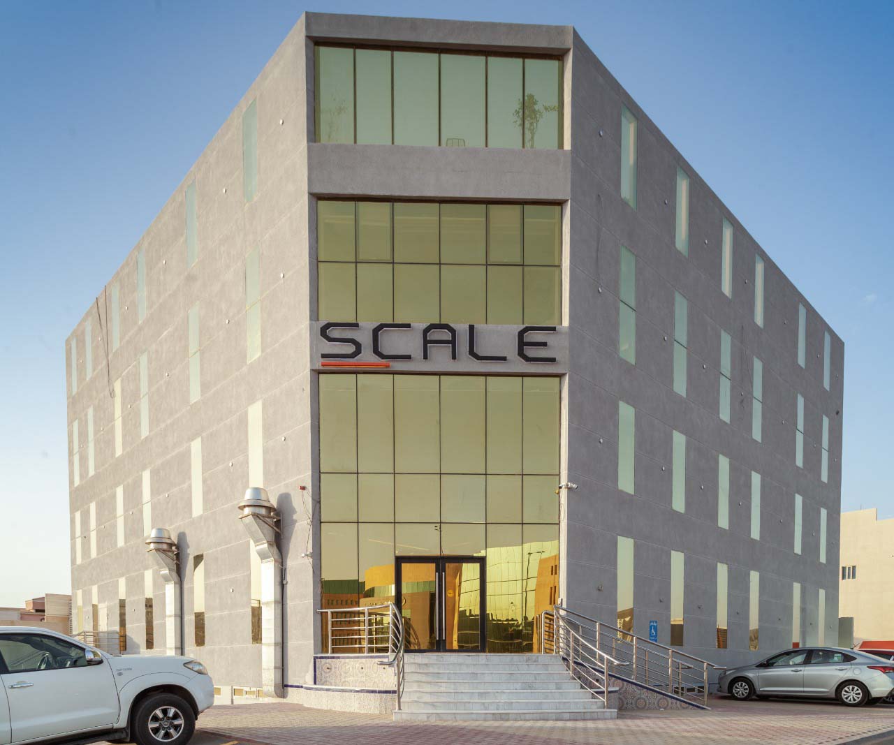Offices for rent at scale مكاتب مجهزة للتأجير في سكيل  Shared area 2